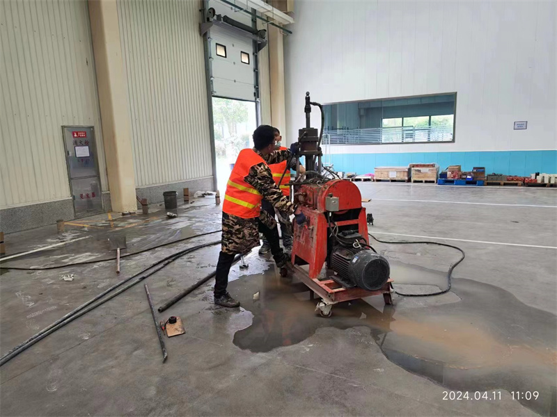 江永厂房地面下沉塌陷注浆加固施工